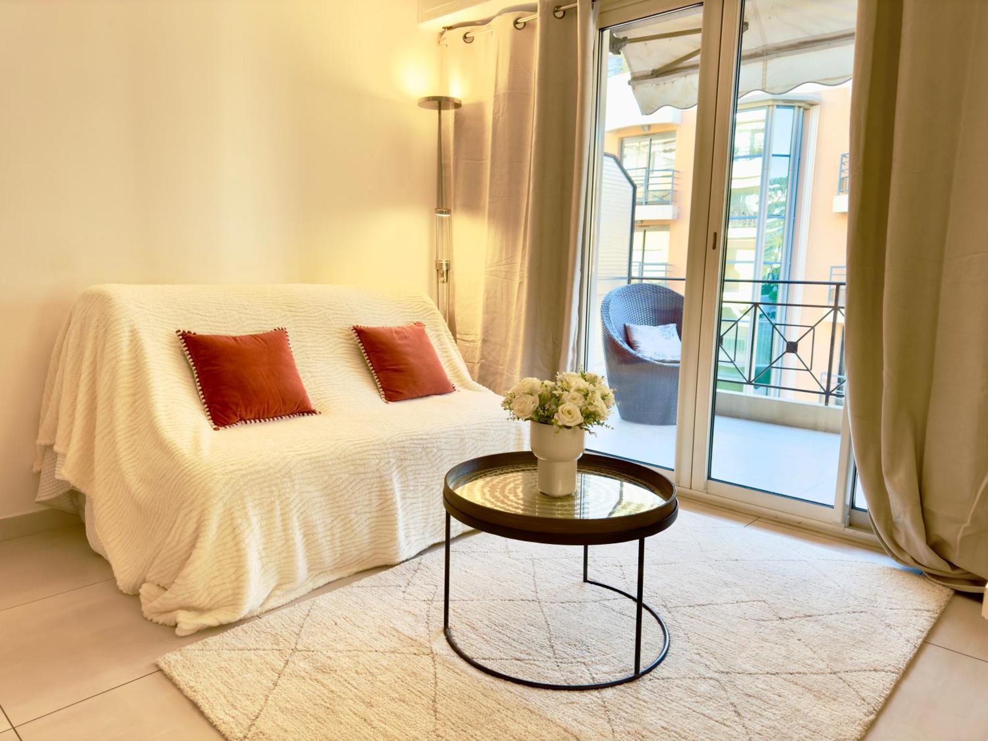 Superbe Appartement Avec Terrasse 1Mn Des Plages De La Croisette Cannes Exterior foto